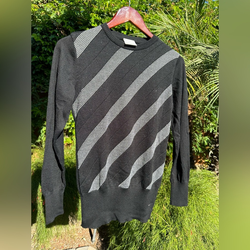 NWOT Glittery Womens Nike Golf Sweater Size MD Black White and Sparkly